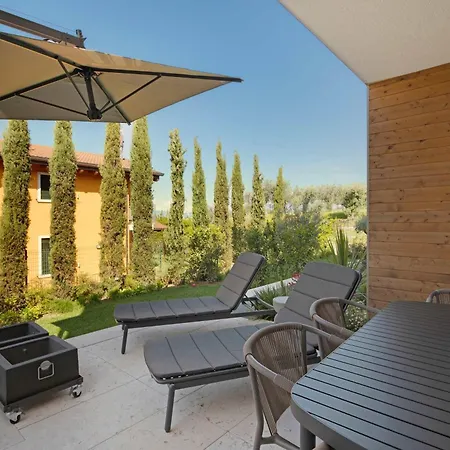 View Garden Pool Exclusive Newly Build Lazise